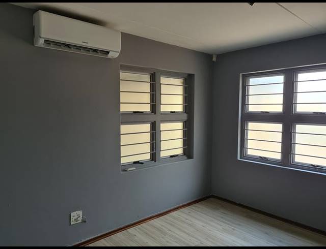 OFFICE PROPERTY TO RENT IN RANDPARK RIDGE